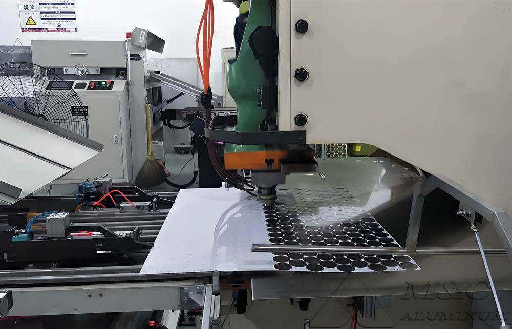 1763111293377284.jpg Aluminum alloy bottle cap material.jpg